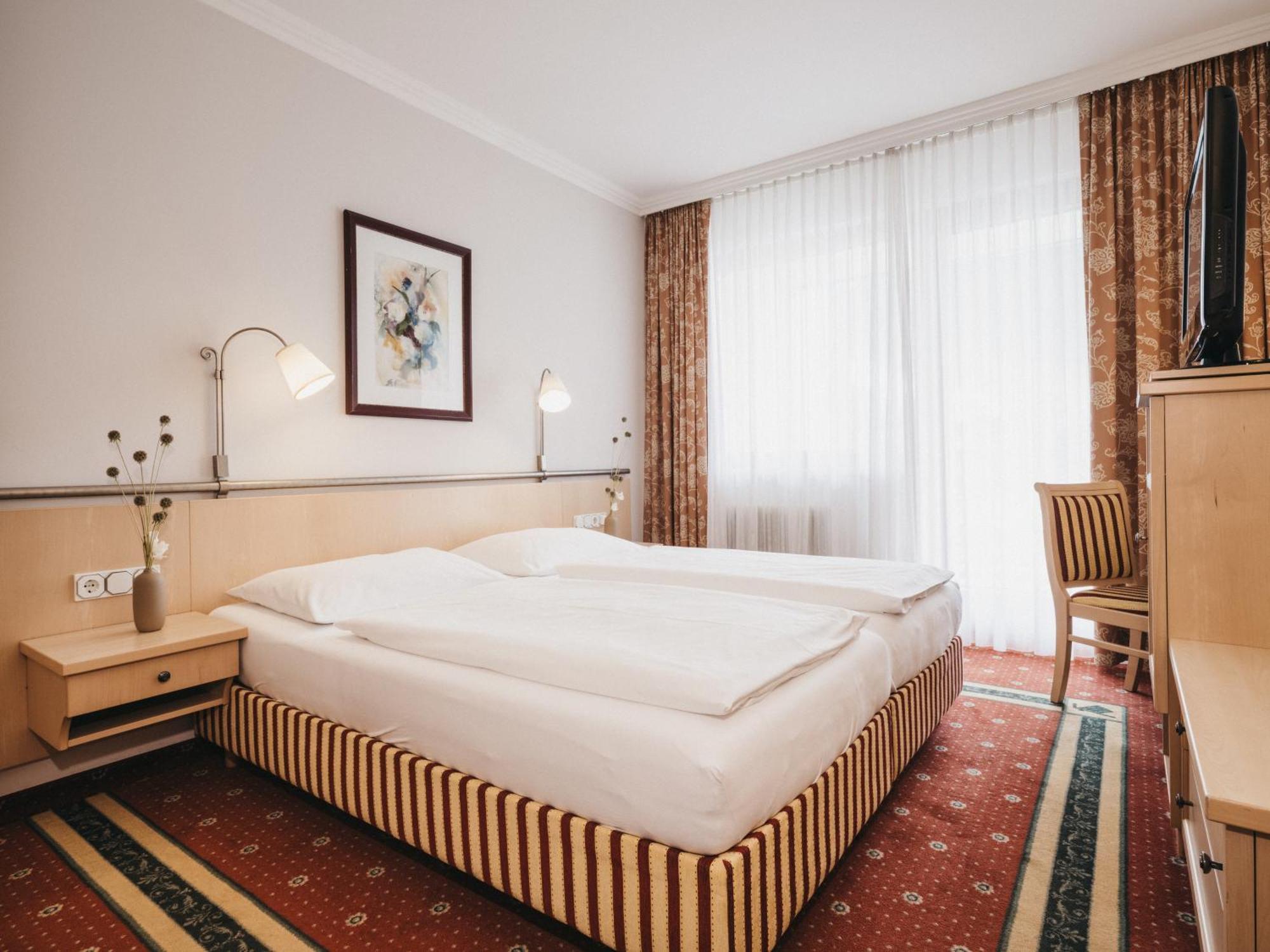 Double Room,1627204949:JPEG